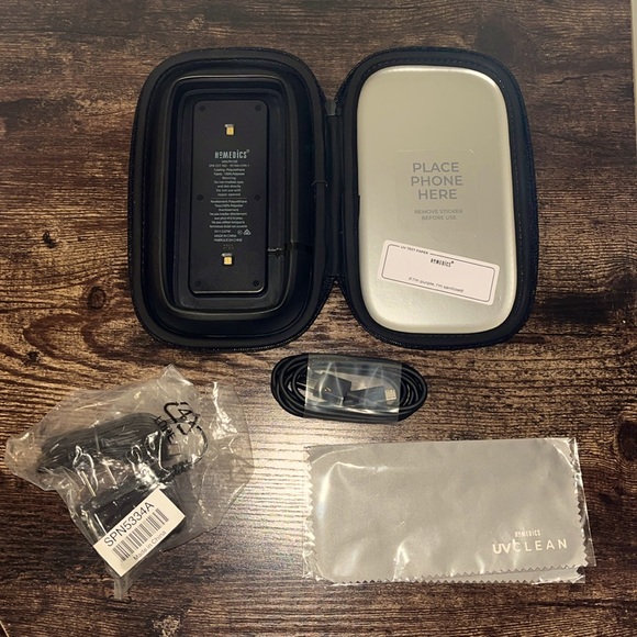 NWOT Homedics Portable UV Phone Sanitizer - Picture 2 of 8